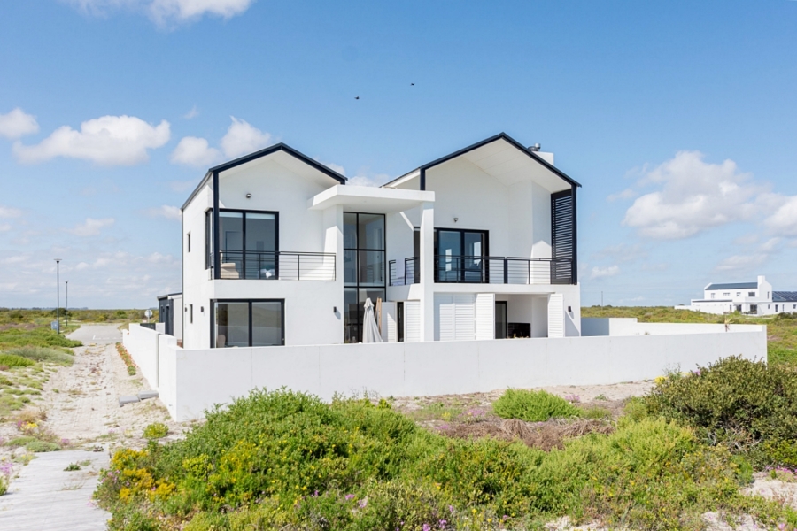 4 Bedroom Property for Sale in Dwarskersbos Western Cape